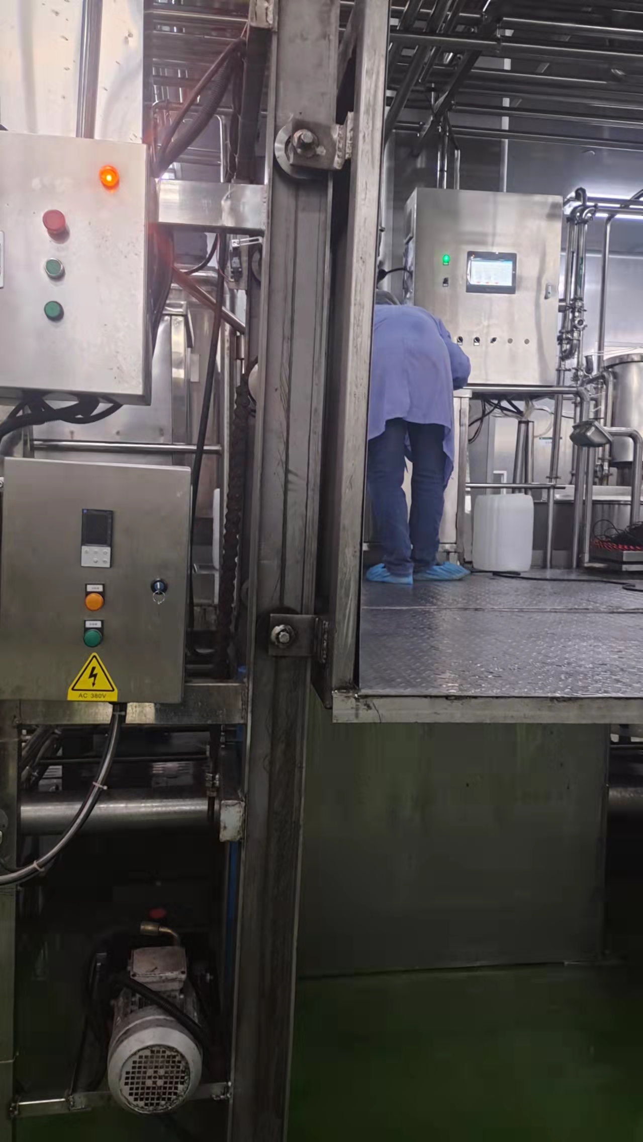 不锈钢升降平台(图2)