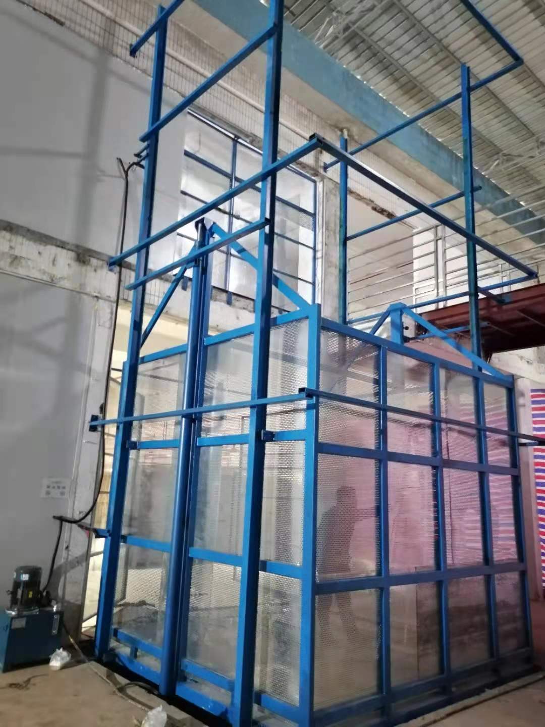 简易货梯的安全管理刻不容缓。